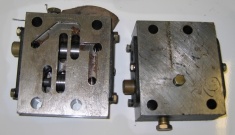 Блок клапанов У35.615-12.140